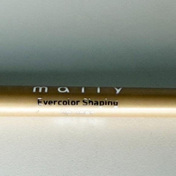 Mally Evercolor Shaping Lip Liner Neutral Red Liner .07 oz .28g New - Picture 2 of 5